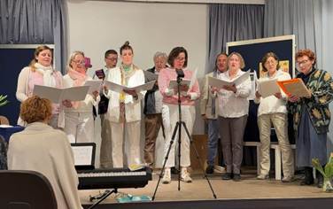 Ist m�glicherweise ein Bild von Violine